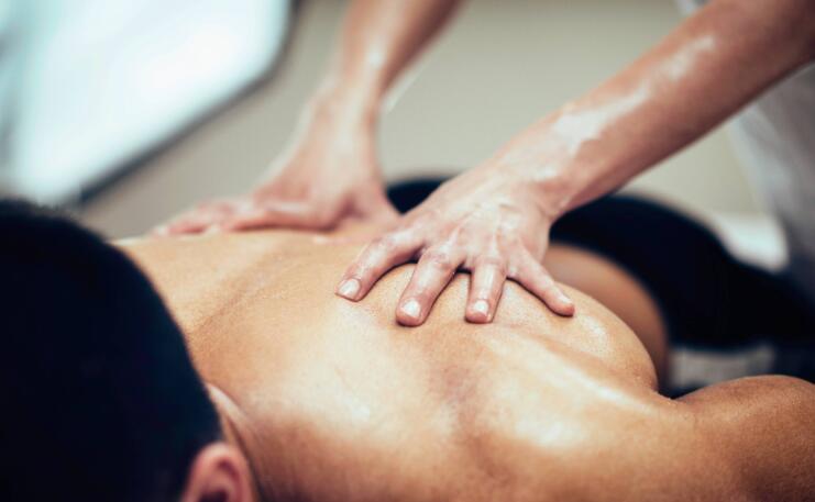 带父亲做SPA那天，我终于读懂了他的沉默